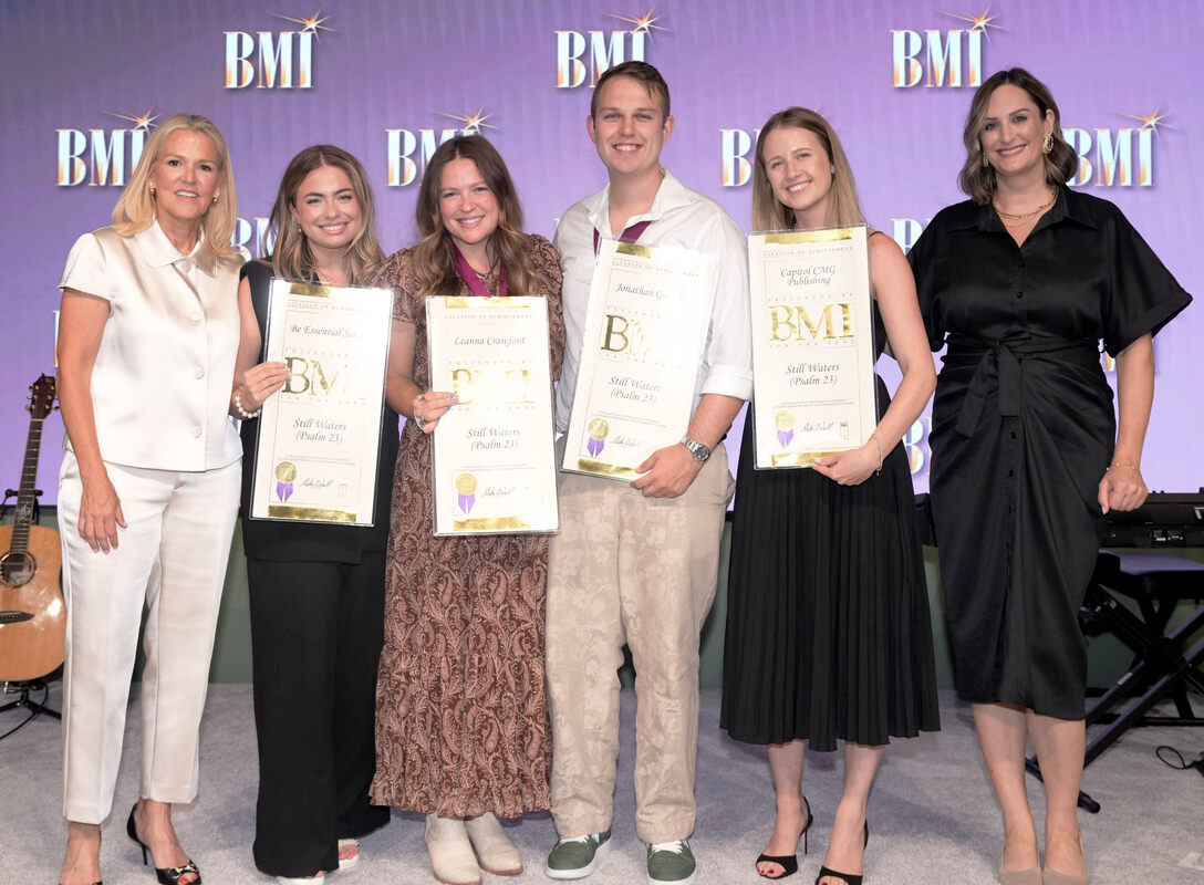 BMI's Leslie Roberts, Be Essential Songs' Jannah Smitherman, First-time BMI award winning songwriter Leanna Crawford, BMI songwriter Jonathan Gamble, CMG Publishing's Katie Barolak and BMI's MaryAnn Keen celebrate 